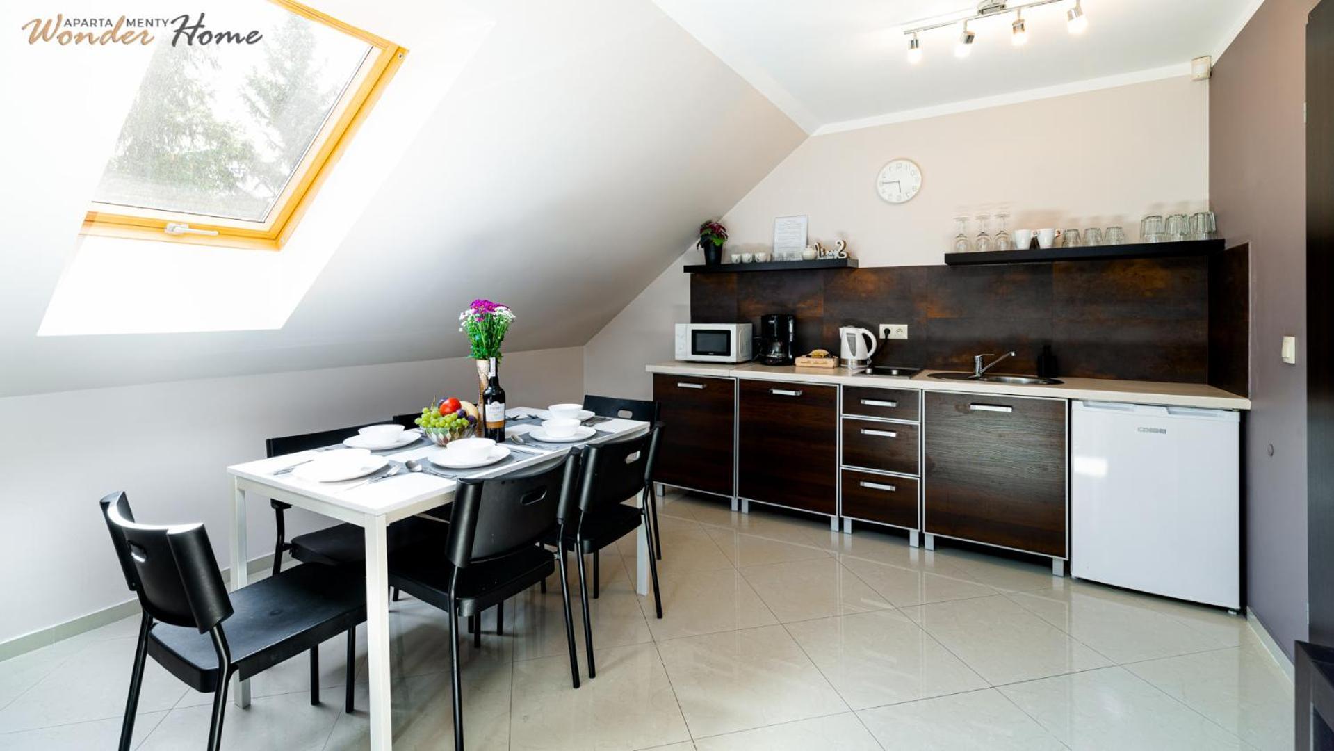 Apartamenty Czerwony Dworek - Duzy Teren Zielony, Plac Zabaw, Miejsce Na Grilla I Staw Z Mozliwoscia Wedkowania, Boisko Mysłakowice Buitenkant foto